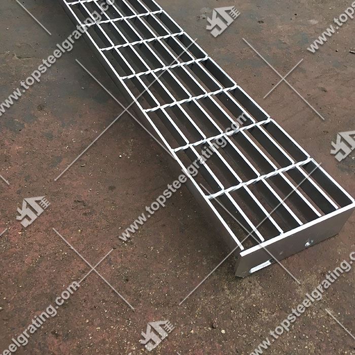 Slip-Resistant Metal Stair Treads